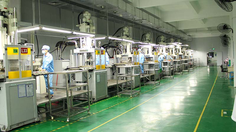 RUBTOP INVESTED MORE MOLDING MACHINES FOR A BRIGHT FUTURE